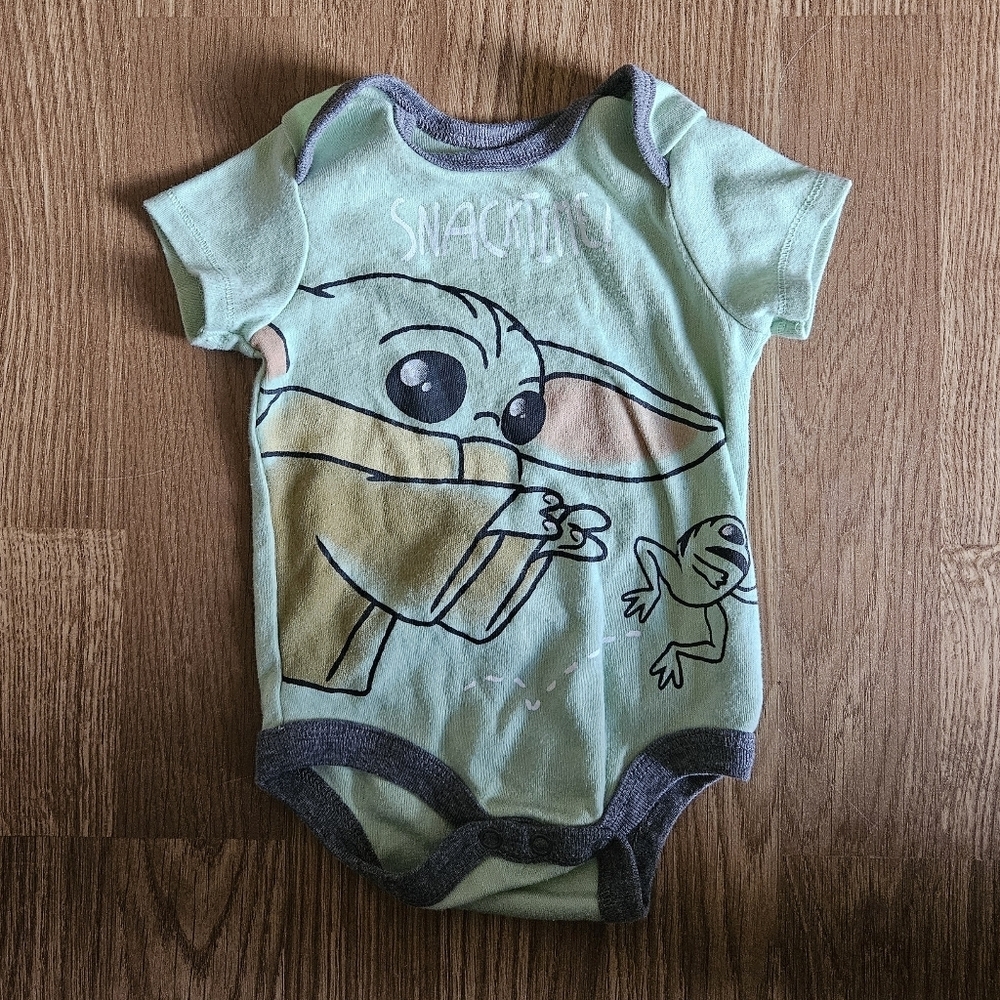Star Wars Baby Yoda Green and Gray Bodysuit